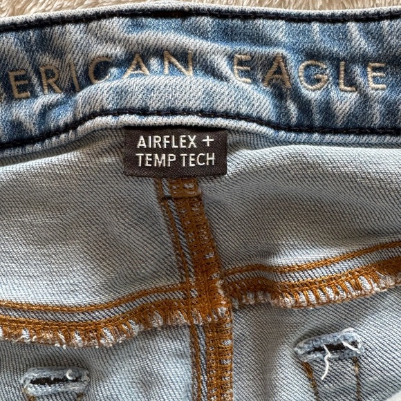 Men's American Eagle Light Wash Skinny Jeans - Picture 9 of 12